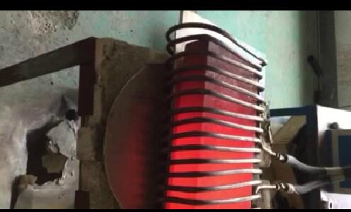 石墨免费香蕉视频香蕉看片网站爐